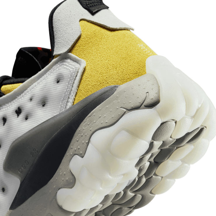 Jordan Delta 2 'Lightning' Angle 5