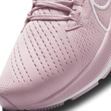 Nike Air Zoom Pegasus 38 'Champagne' (W) Angle 4