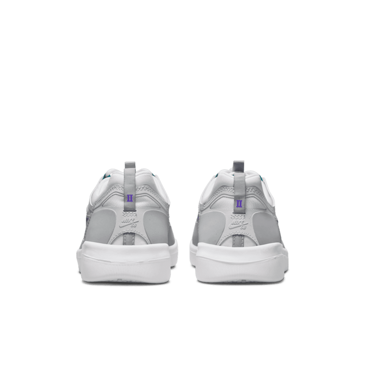 Nike SB Nyjah Free 2 SB 'Grape' Angle 3