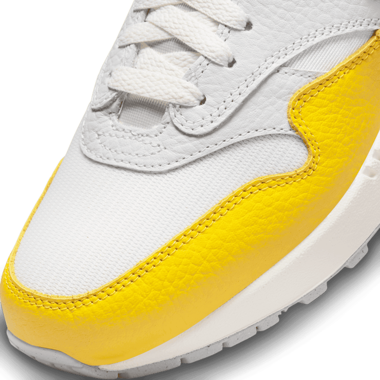 Nike Air Max 1 Tour Yellow (W) Angle 4