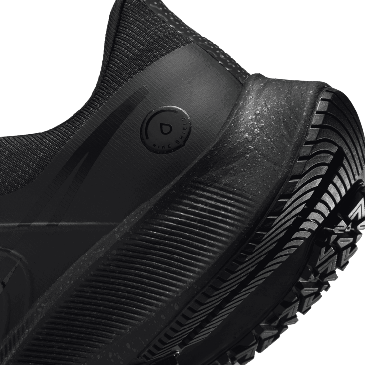 Nike Air Zoom Pegasus 38 Shield 'Black Anthracite' Angle 5