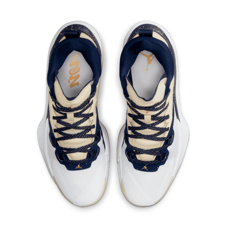 Nike Jordan Zion 1 'Pelicans' Angle 1