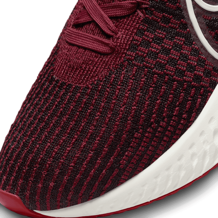 Nike React Infinity Run Flyknit 3 'Dark Beetroot' Angle 4
