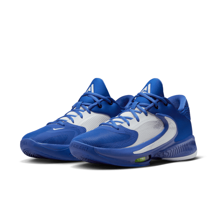 Nike Zoom Freak 4 TB 'Game Royal' Angle 2