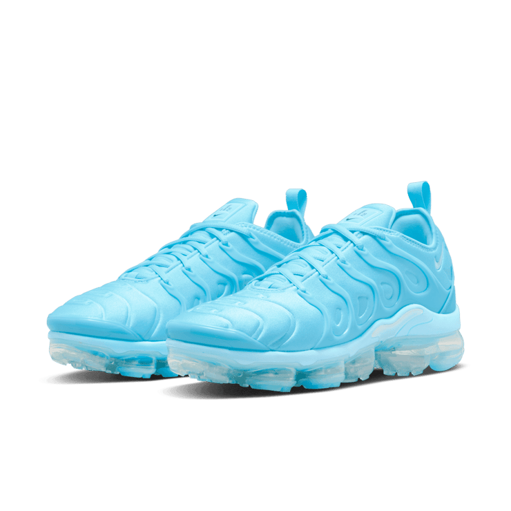 Nike Air VaporMax Plus 'University Blue' Angle 2