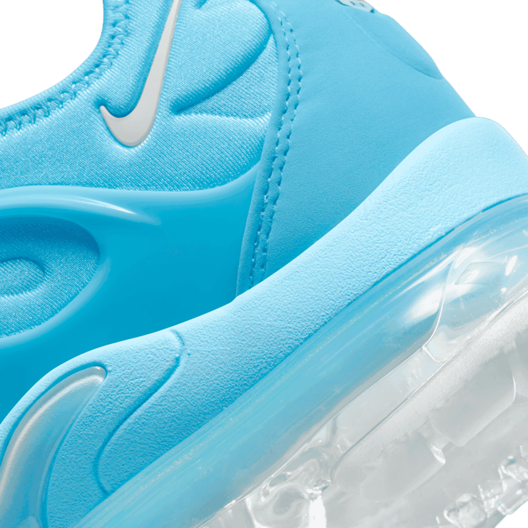 Nike Air VaporMax Plus 'University Blue' Angle 5