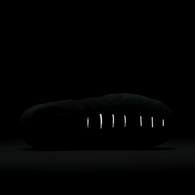 Nike Air VaporMax Plus 'University Blue' Angle 6