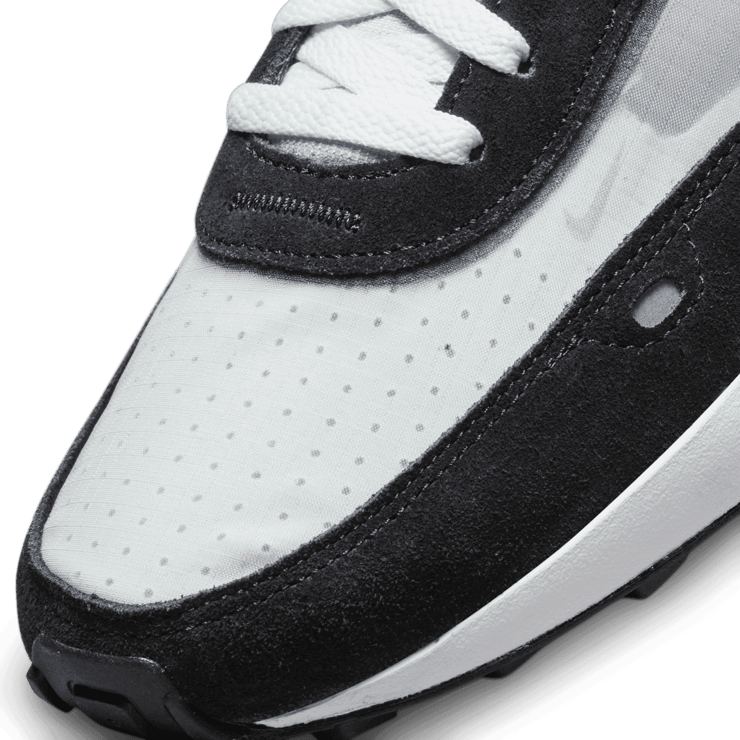 Nike Waffle One SE 'Grey Fog' Angle 4