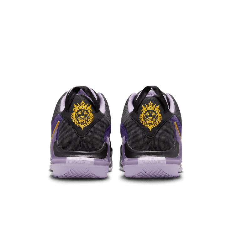 Nike LeBron Witness 7 'Lakers' Angle 3