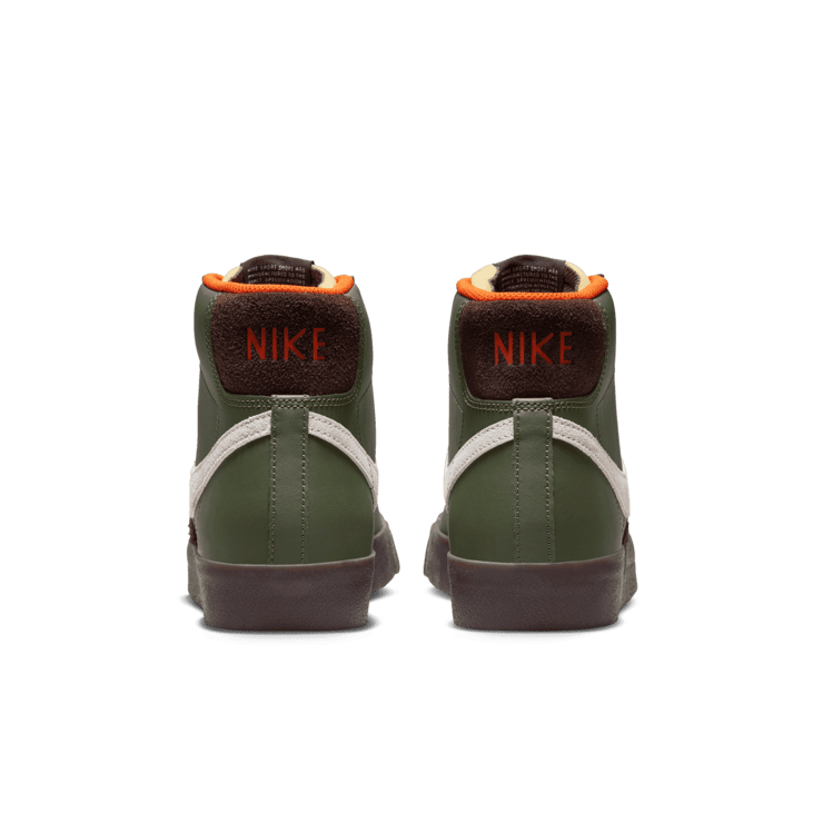 Nike Blazer Mid '77 Vintage 'Army Olive' Angle 3