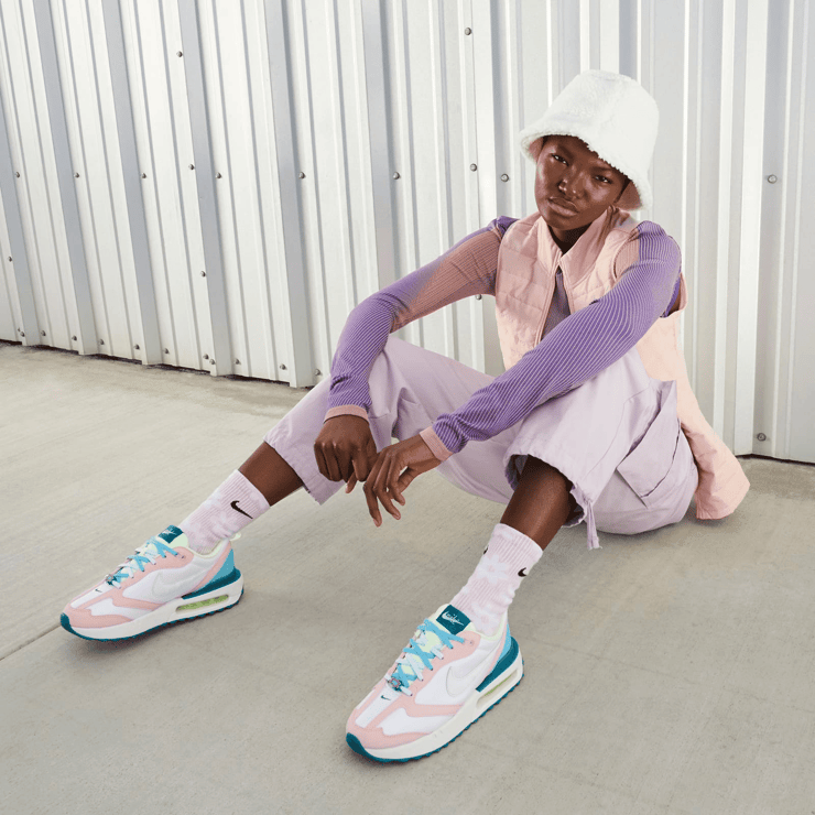 Nike Air Max Dawn 'Pastel' (W) Angle 7