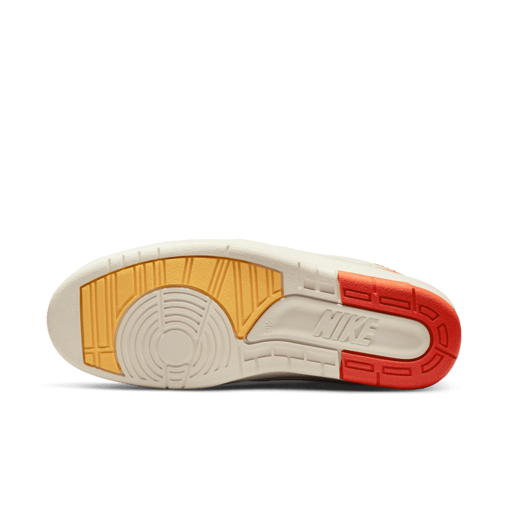 Air Jordan 2 Retro Maison Chateau Rouge Angle 0