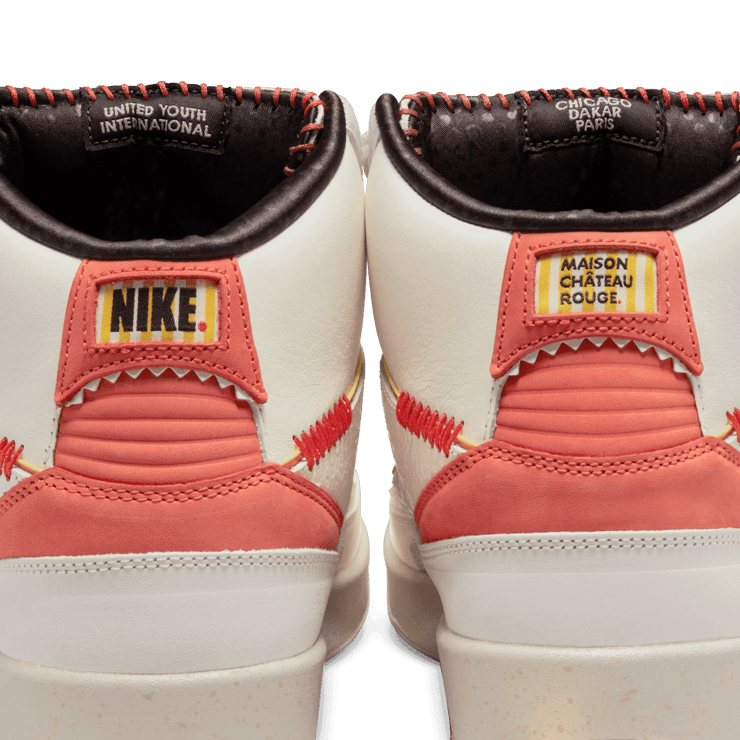 Air Jordan 2 Retro Maison Chateau Rouge Angle 7