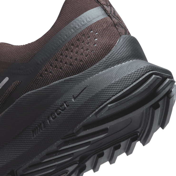 Nike React Pegasus Trail 4 'Velvet Brown' Angle 5