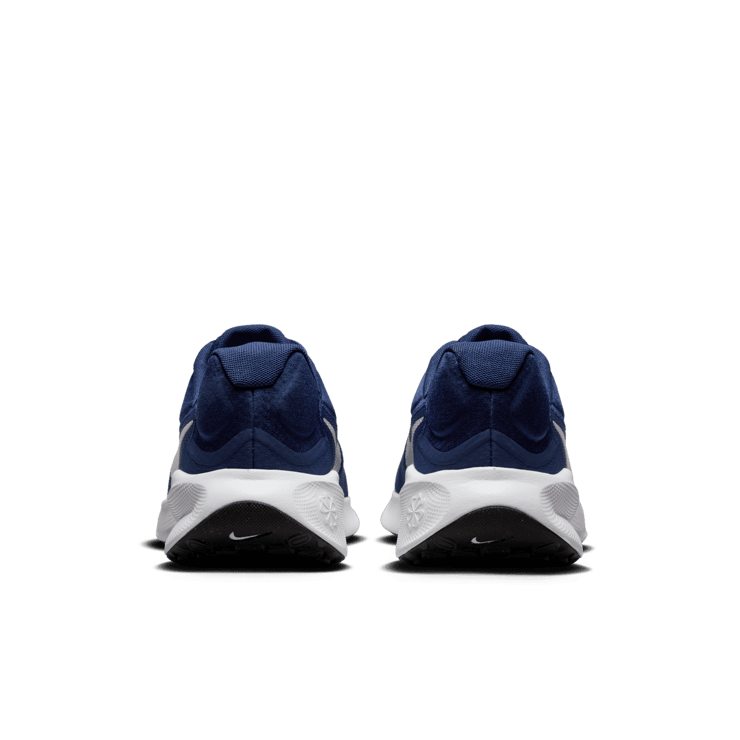 Nike Revolution 7 'Midnight Navy' Angle 3