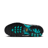 Nike Air Max Plus Light Retro Angle 0