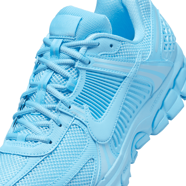 Nike Zoom Vomero 5 Lakeside Angle 4
