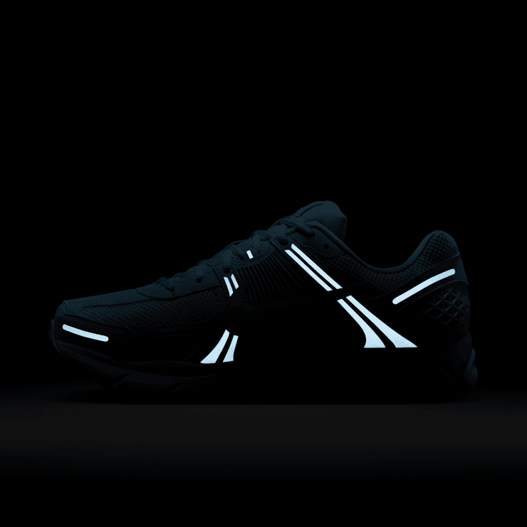 Nike Zoom Vomero 5 Lakeside Angle 9
