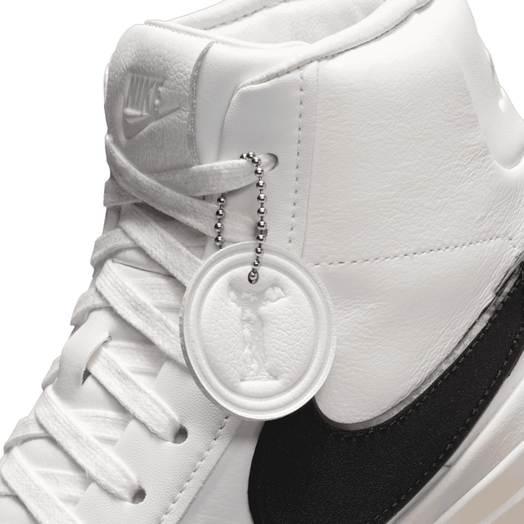 Nike Blazer Phantom Mid 'White Black' Angle 6