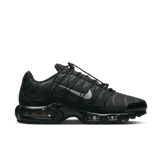 Nike Air Max Plus Utility 'Black Metallic Silver' Angle 1