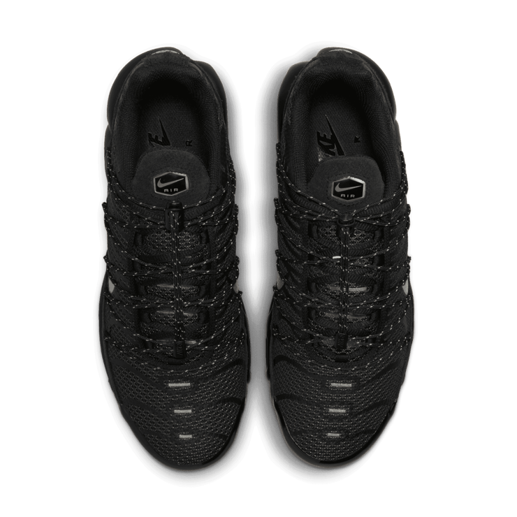 Nike Air Max Plus Utility 'Black Metallic Silver' Angle 2