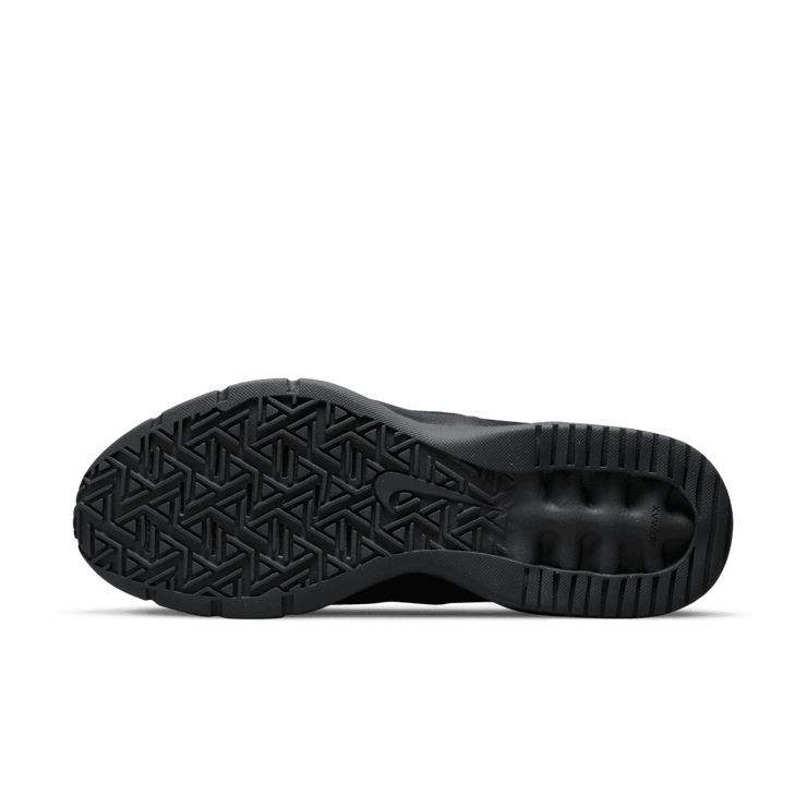 Nike Air Max Alpha Trainer 4 'Black' Angle 0