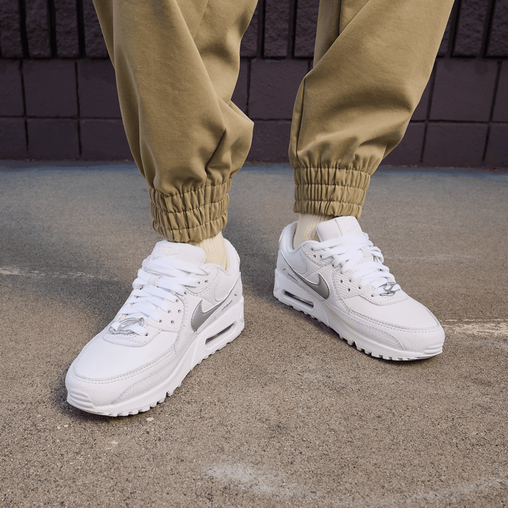 Nike Air Max 90 Liquid Metal White (W) Angle 0