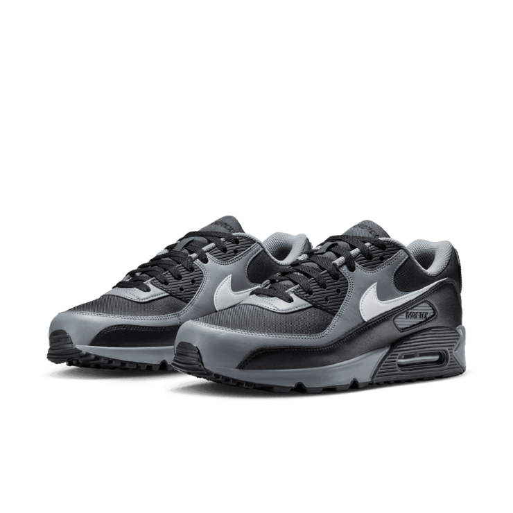 Nike Air Max 90 Gore-Tex Dark Smoke Grey Black Angle 2