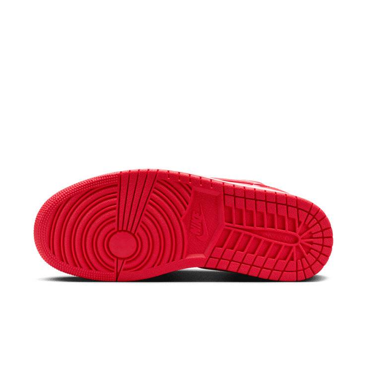 Air Jordan 1 Low SE Pink Blast (W) Angle 0