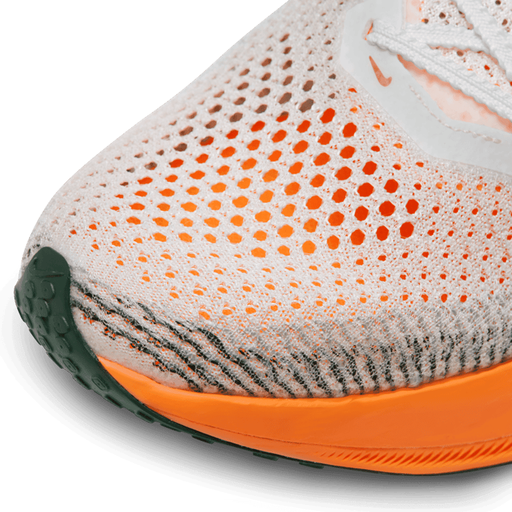 Nike Vaporfly 3 Road Racing Angle 4