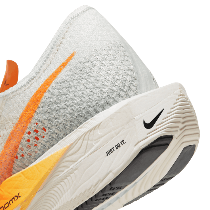 Nike Vaporfly 3 Road Racing Angle 5