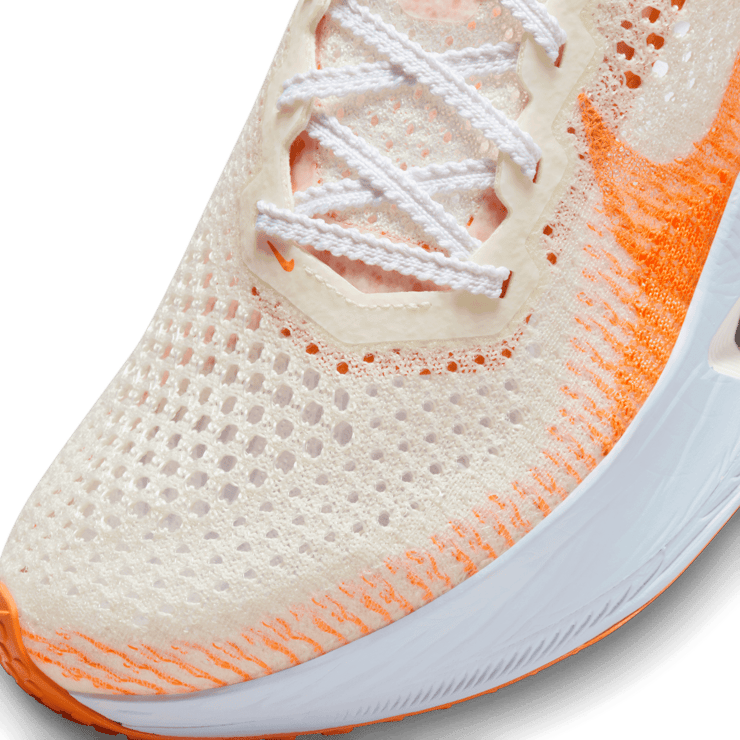 Nike ZoomX VaporFly Next% 3 'Bright Mandarin' (W) Angle 4