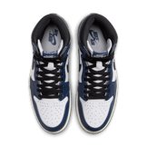 Air Jordan 1 Retro High OG Midnight Navy Angle 1