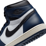 Air Jordan 1 Retro High OG Midnight Navy Angle 5