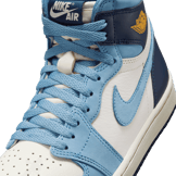 Air Jordan 1 Retro High OG First in Flight (W) Angle 4