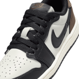 Air Jordan 1 Retro Low OG Mocha (PS) Angle 4