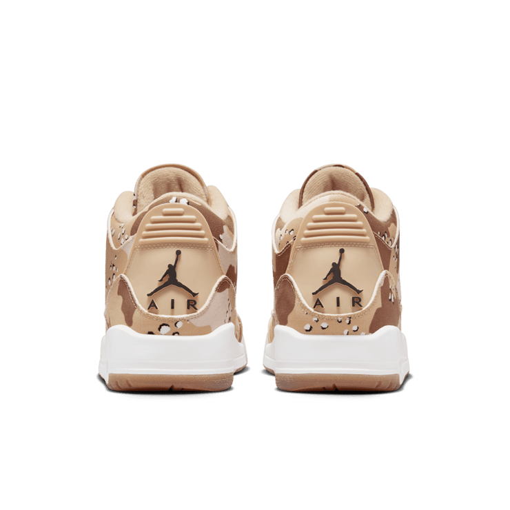 Air Jordan 3 Retro TEX WNBA Camo (W) Angle 3