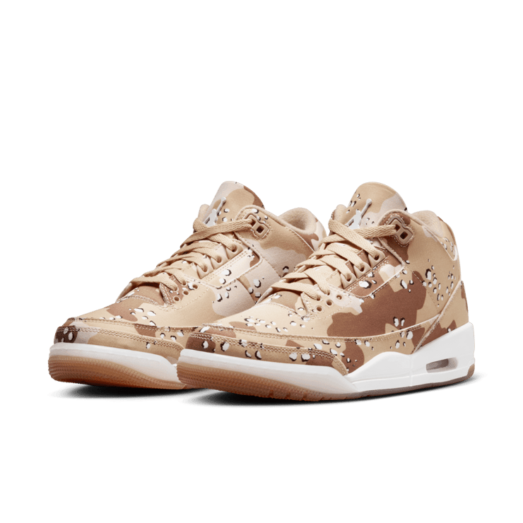 Air Jordan 3 Retro TEX WNBA Camo (W) Angle 2