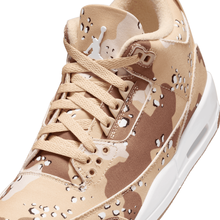 Air Jordan 3 Retro TEX WNBA Camo (W) Angle 4