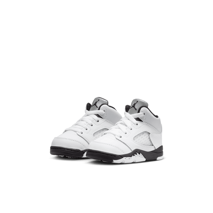 Air Jordan 5 Retro White Metallic Black (TD) Angle 2
