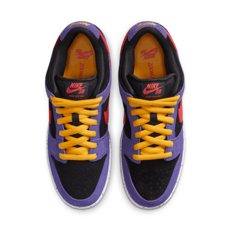 Nike SB Dunk Low ACG Terra Angle 1