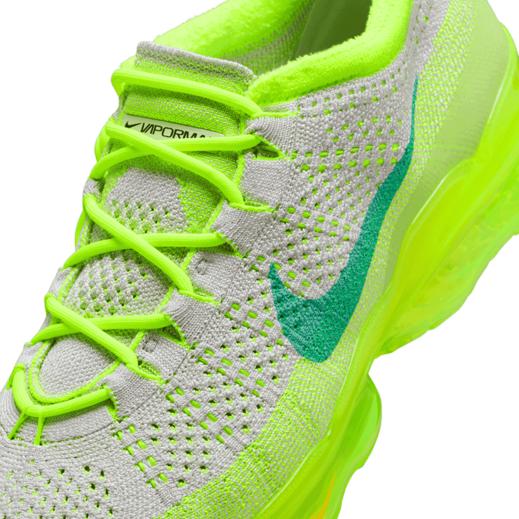 Nike Air VaporMax 2023 Flyknit Vast Grey Volt Angle 4