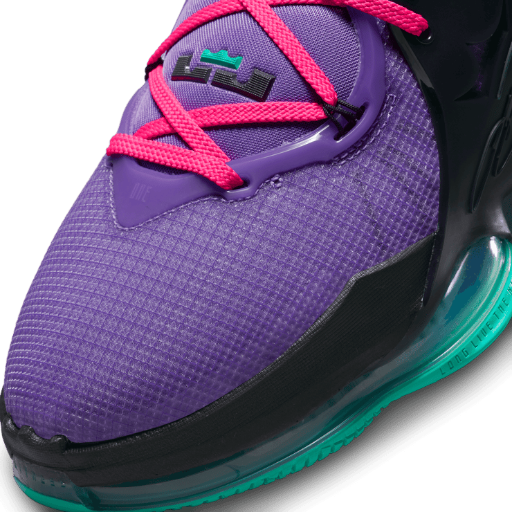 Nike LeBron 19 Purple Teal Angle 4