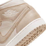 Air Jordan 1 Mid SE Angle 5