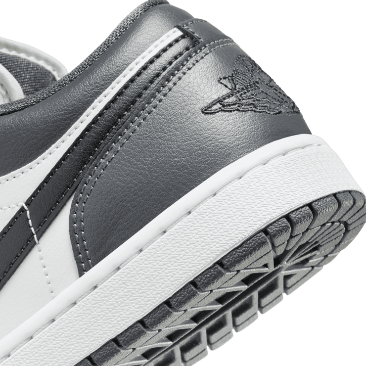 Air Jordan 1 Low 'Dark Grey' (W) Angle 5