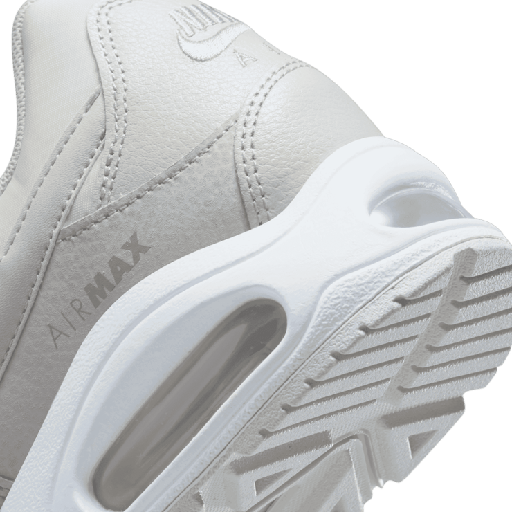 Nike Air Max Command (W) Angle 5