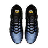 Nike Air VaporMax Plus 'Aluminum' Angle 1