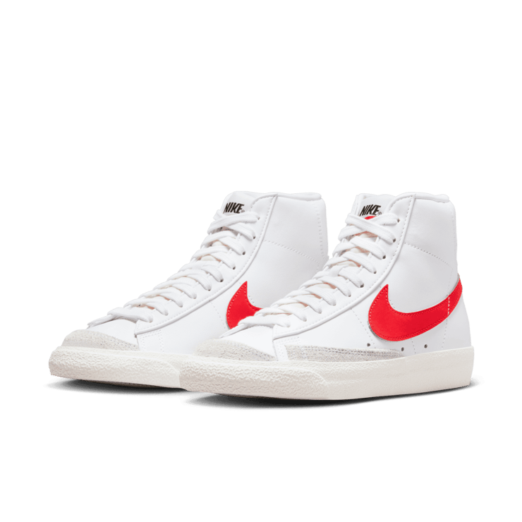 Nike Blazer '77 Vintage Mid 'Habanero Red' (W) Angle 2