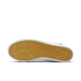 Nike SB Zoom Blazer Low Pro GT SB 'White Fir' Angle 0