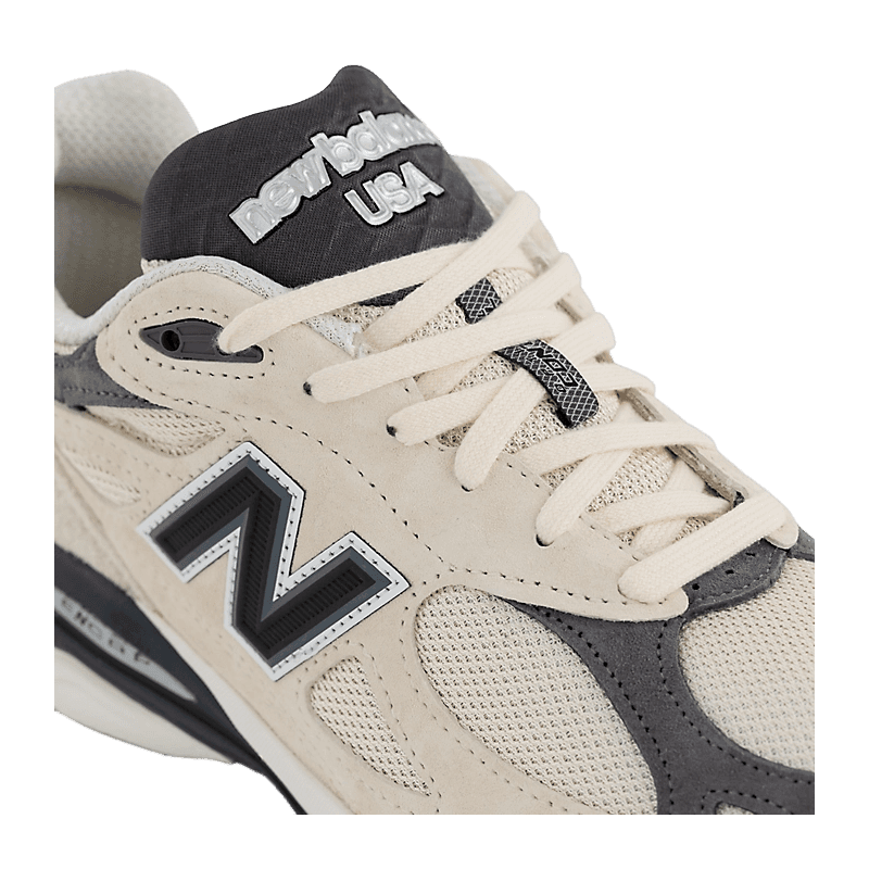 New Balance AD3 990 V3 Moonbeam